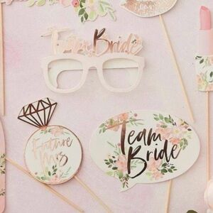 2 for $30 🆕Chic Floral Team Bride Party Props Set